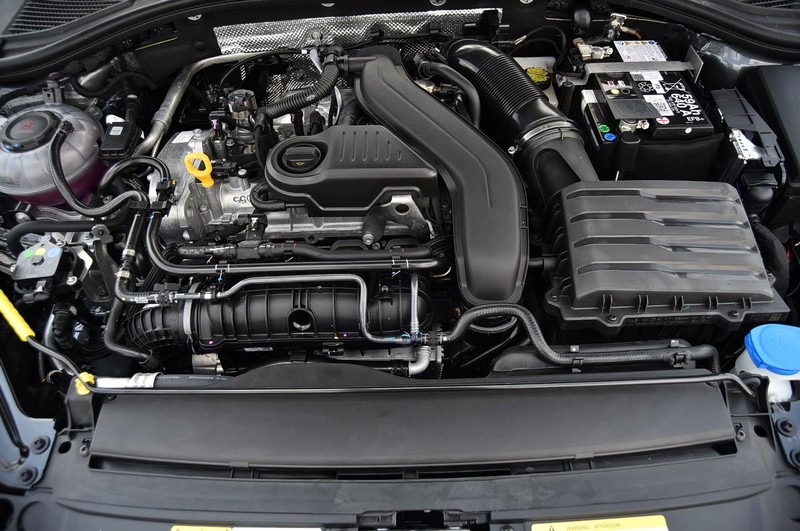 Volkswagen Jetta Vehicle Image 25