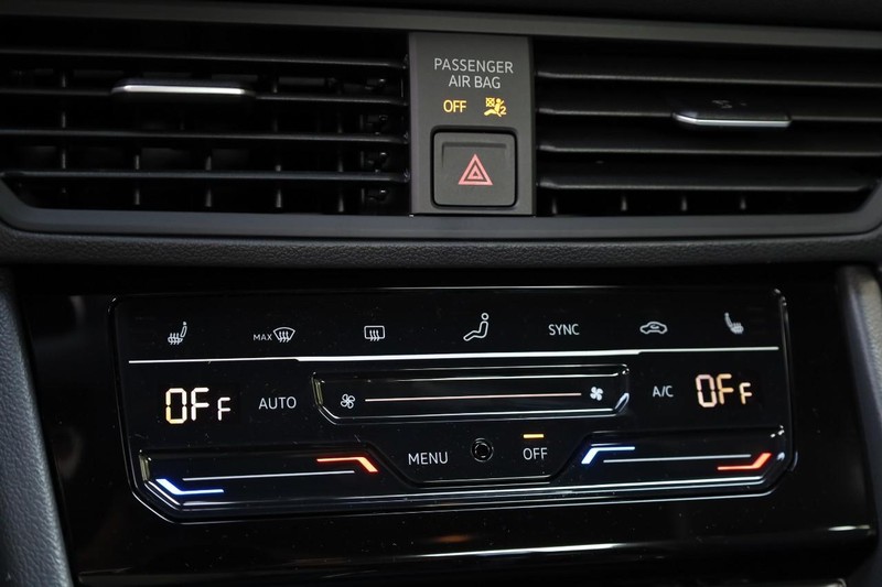 Volkswagen Jetta Vehicle Image 14