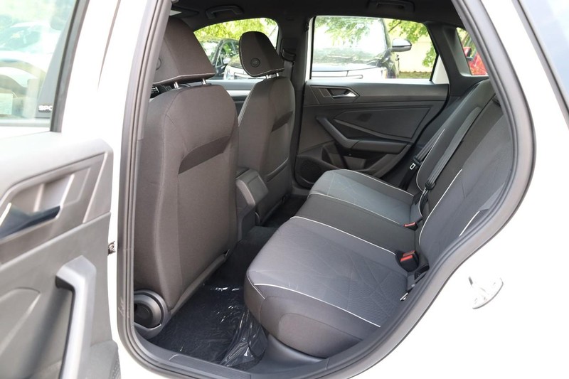 Volkswagen Jetta Vehicle Image 21