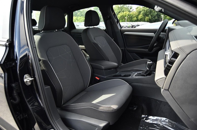 Volkswagen Jetta Vehicle Image 20