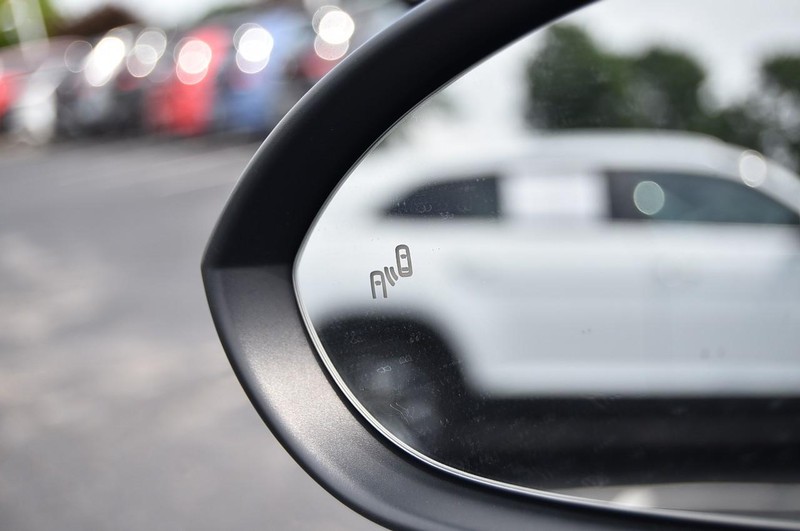 Volkswagen Jetta Vehicle Image 10