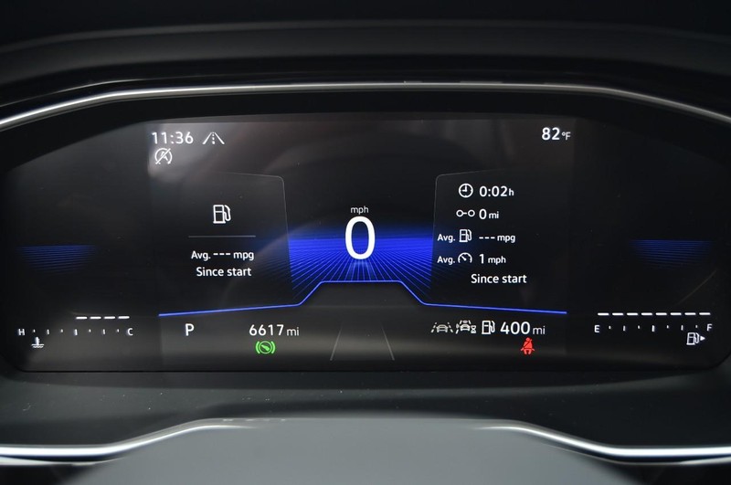 Volkswagen Jetta Vehicle Image 12