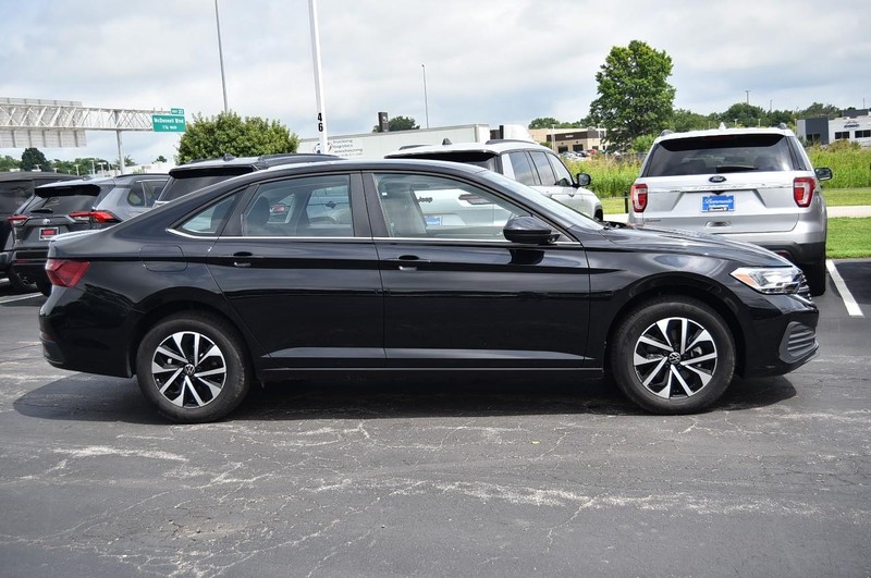 Volkswagen Jetta Vehicle Image 05