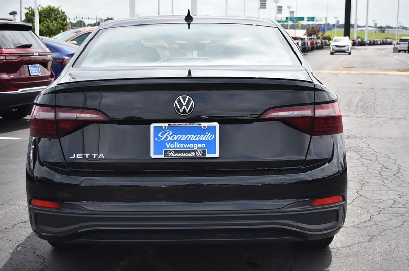 Volkswagen Jetta Vehicle Image 06