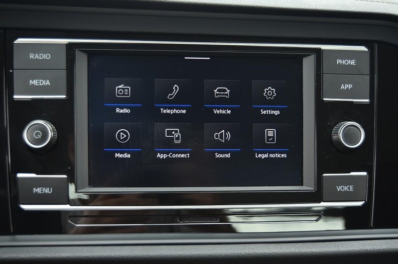 Volkswagen Jetta Vehicle Image 14
