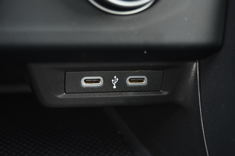 Volkswagen Jetta Vehicle Image 16