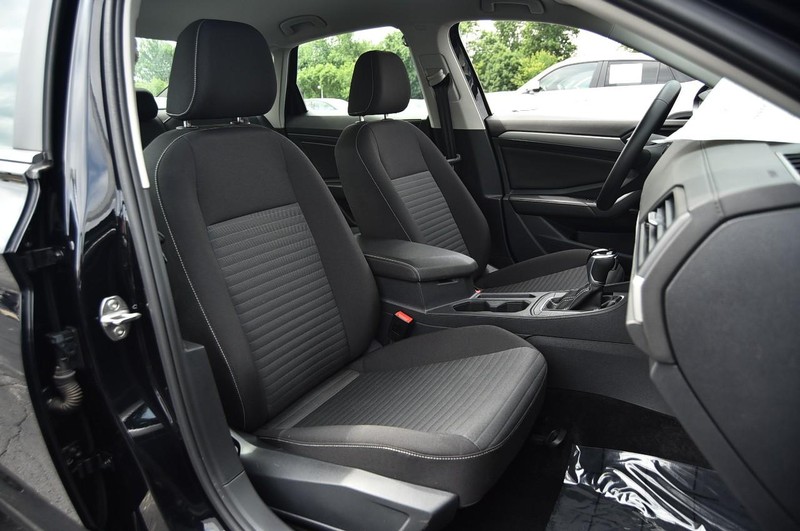 Volkswagen Jetta Vehicle Image 19