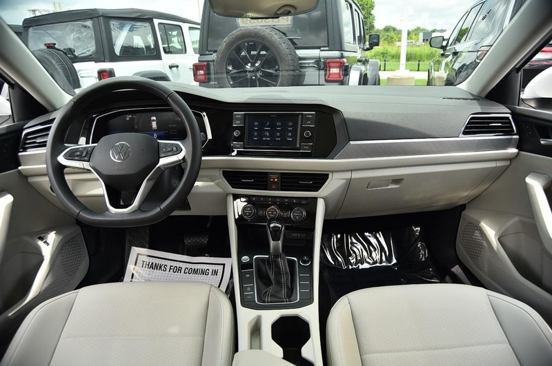 Volkswagen Jetta Vehicle Image 07