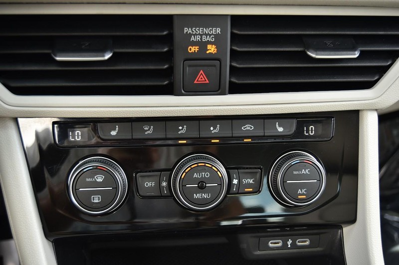 Volkswagen Jetta Vehicle Image 15