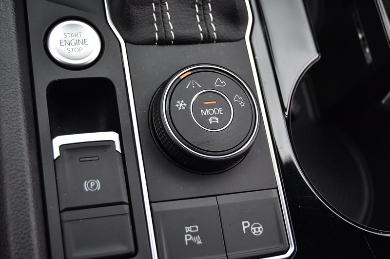 Volkswagen Atlas Vehicle Image 17