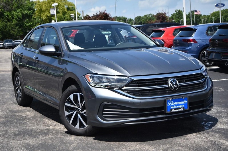 Volkswagen Jetta Vehicle Image 02