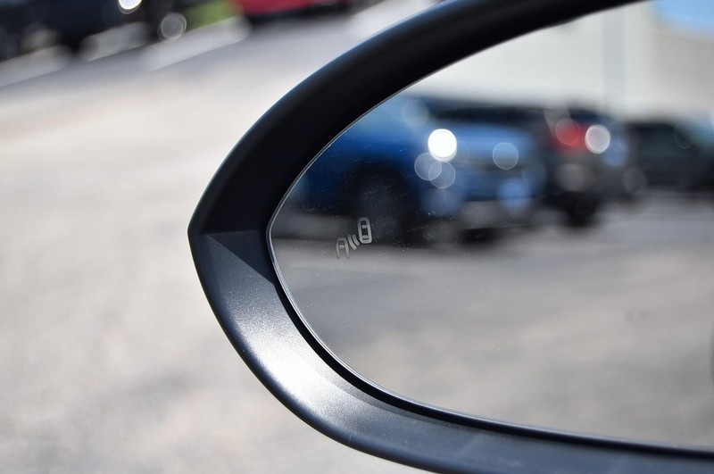 Volkswagen Jetta Vehicle Image 10