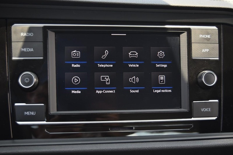 Volkswagen Jetta Vehicle Image 14