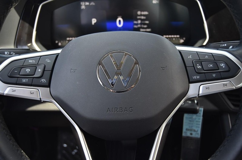 Volkswagen Jetta Vehicle Image 18