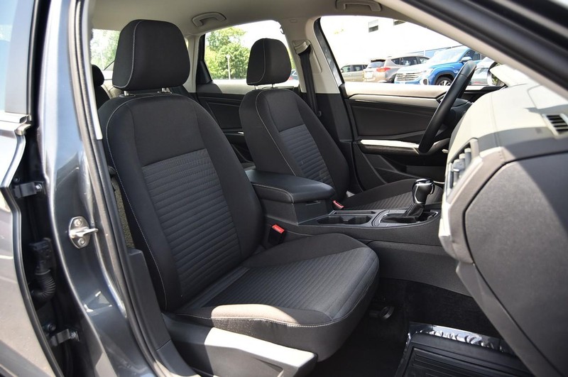 Volkswagen Jetta Vehicle Image 20
