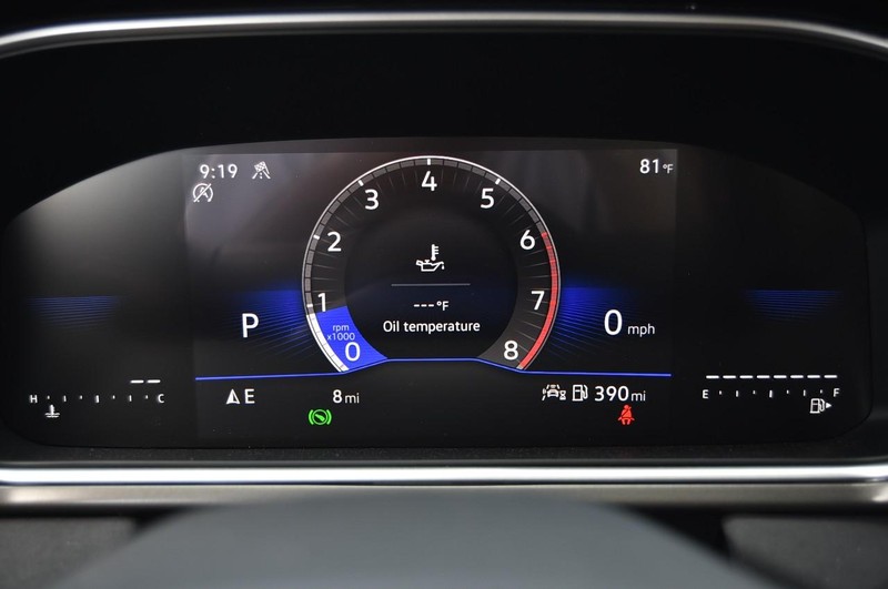 Volkswagen Taos Vehicle Image 11
