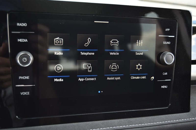Volkswagen Taos Vehicle Image 13
