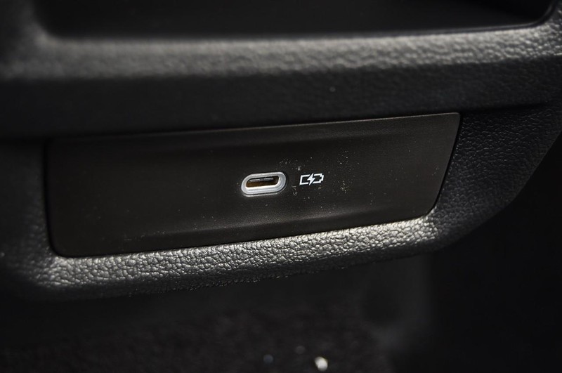 Volkswagen Taos Vehicle Image 24