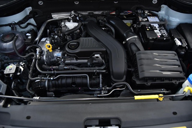 Volkswagen Taos Vehicle Image 26