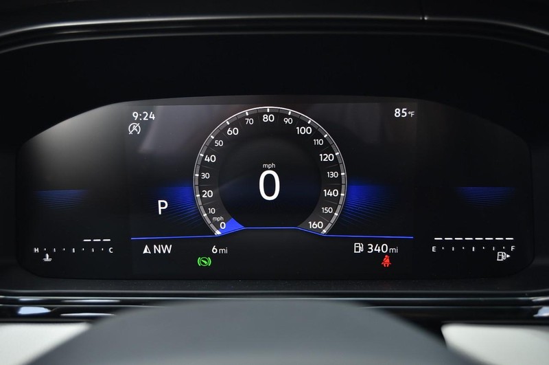 Volkswagen Taos Vehicle Image 11