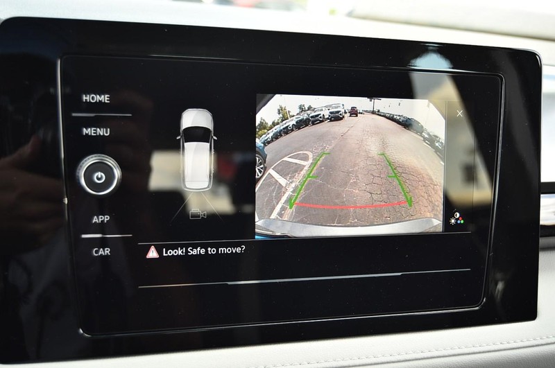 Volkswagen Taos Vehicle Image 12