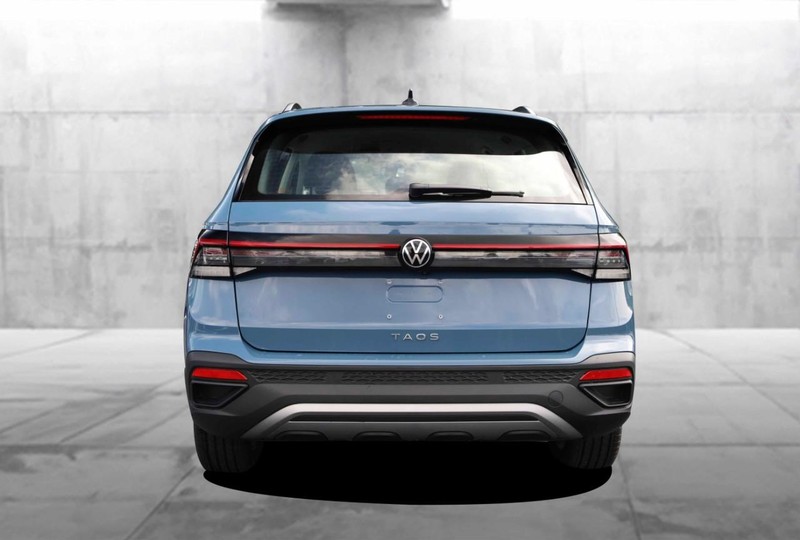 Volkswagen Taos Vehicle Image 06