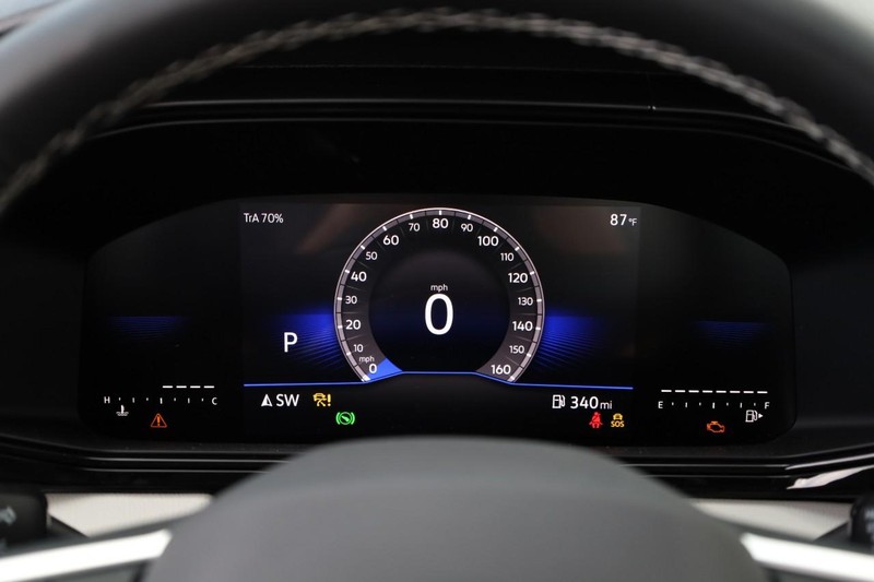 Volkswagen Taos Vehicle Image 12