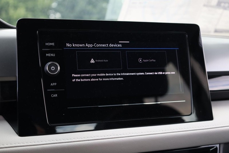 Volkswagen Taos Vehicle Image 14