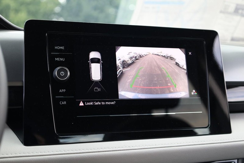 Volkswagen Taos Vehicle Image 15