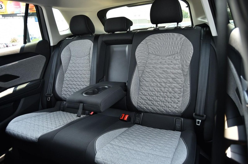 Volkswagen Tiguan Vehicle Image 18