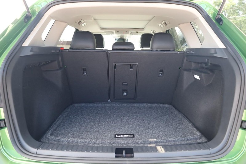 Volkswagen Taos Vehicle Image 07