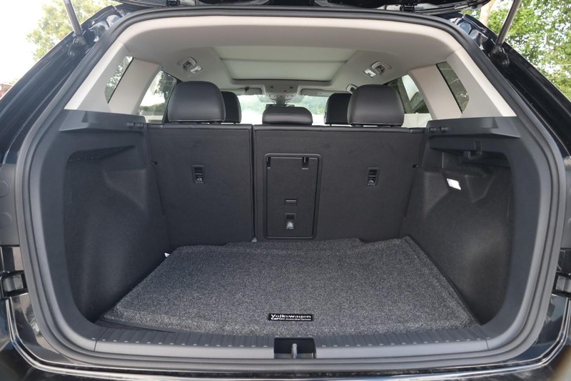 Volkswagen Taos Vehicle Image 07