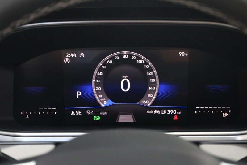 Volkswagen Taos Vehicle Image 12