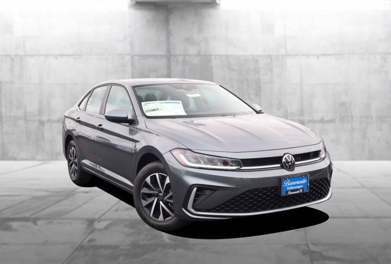 Volkswagen Jetta Vehicle Image 02