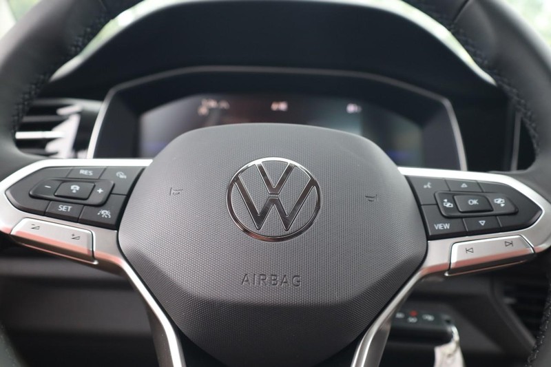 Volkswagen Jetta Vehicle Image 09