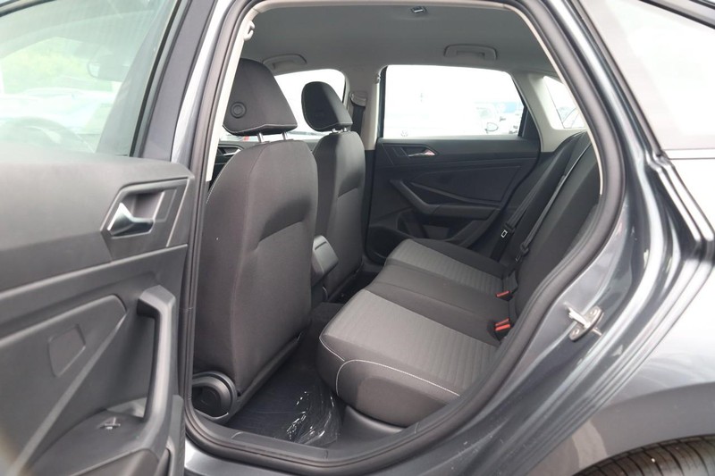 Volkswagen Jetta Vehicle Image 20