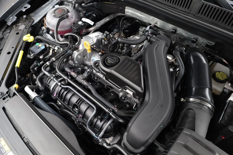 Volkswagen Jetta Vehicle Image 24