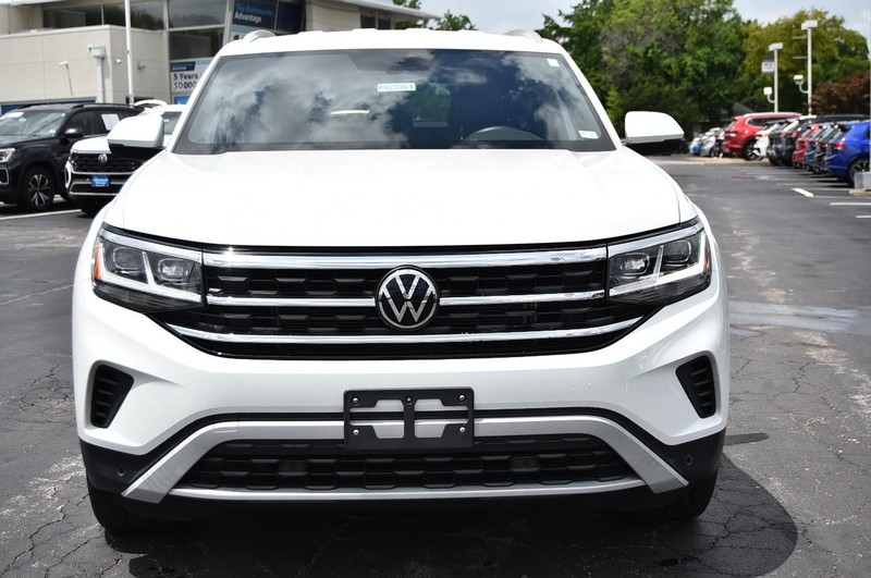 Volkswagen Atlas Cross Sport Vehicle Image 04