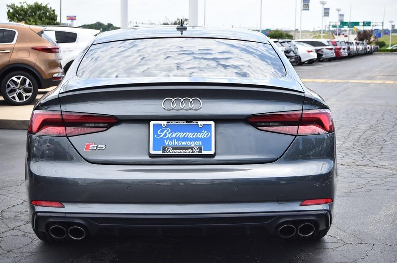Audi S5 Sportback Vehicle Image 06