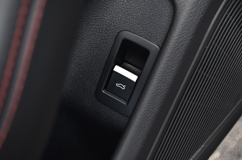 Audi S5 Sportback Vehicle Image 09