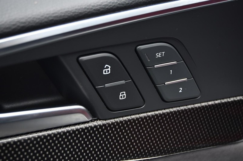 Audi S5 Sportback Vehicle Image 10