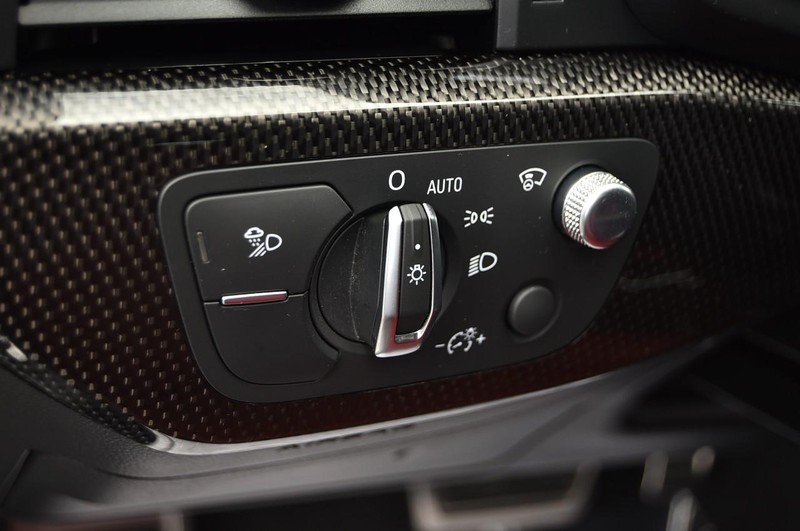Audi S5 Sportback Vehicle Image 12
