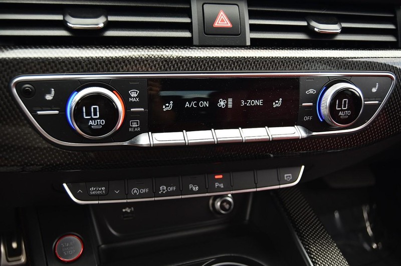 Audi S5 Sportback Vehicle Image 16