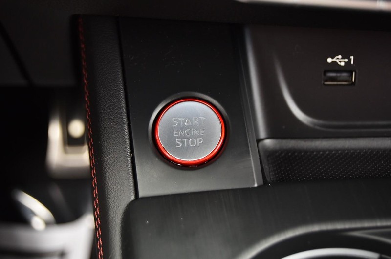Audi S5 Sportback Vehicle Image 17