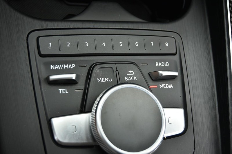 Audi S5 Sportback Vehicle Image 18