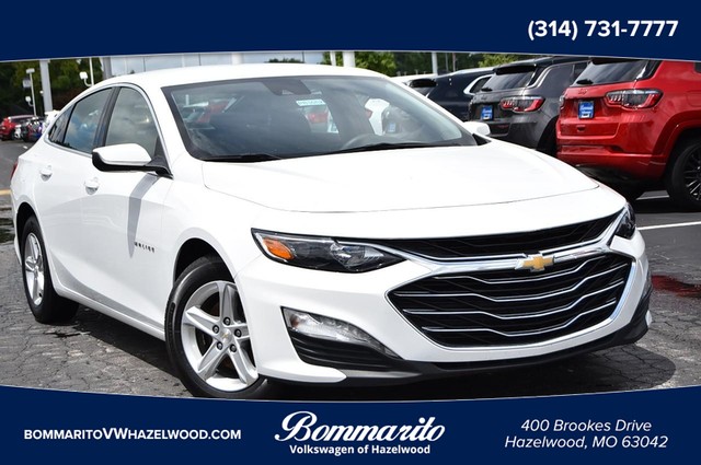 2024 Chevrolet Malibu LT at Frazier Automotive in Hazelwood MO