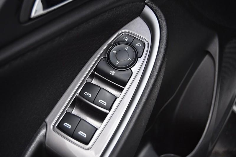 Chevrolet Malibu Vehicle Image 08