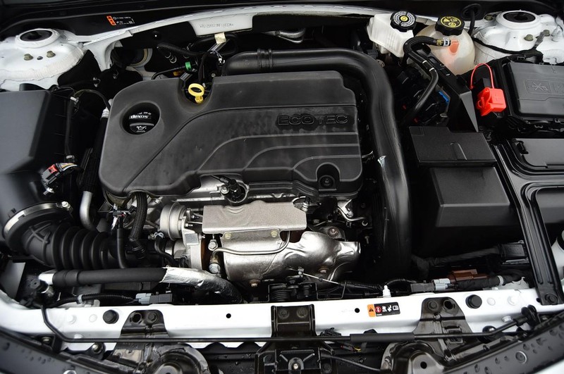 Chevrolet Malibu Vehicle Image 22