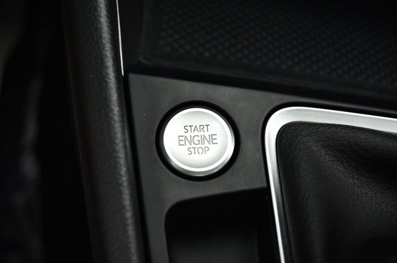 Volkswagen Jetta Vehicle Image 17