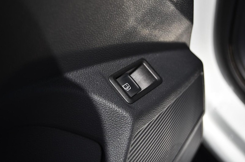 Volkswagen Taos Vehicle Image 09